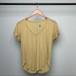 Me To We Loose Tshirt Light Yellow Size Small